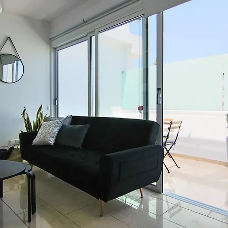 Phaedrus Living: Seaside Luxury Flat Lighthouse 62 Paphos