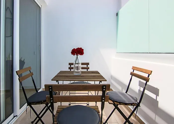 Phaedrus Living: Seaside Luxury Flat Lighthouse 62 * Paphos