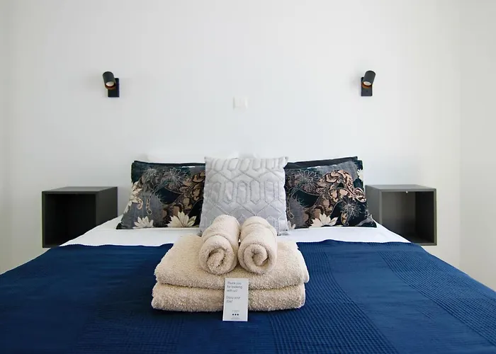 Phaedrus Living: Seaside Luxury Flat Lighthouse 62 *