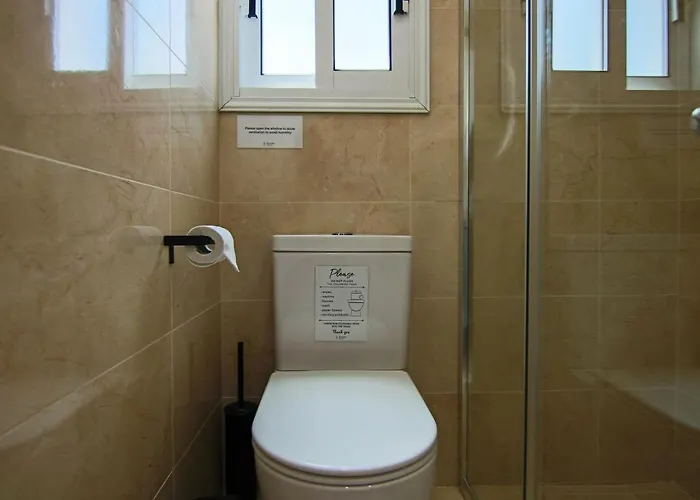 Phaedrus Living: Seaside Luxury Flat Lighthouse 62 *