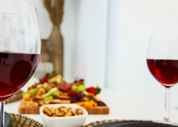 Phaedrus Living: Seaside Luxury Flat Lighthouse 62